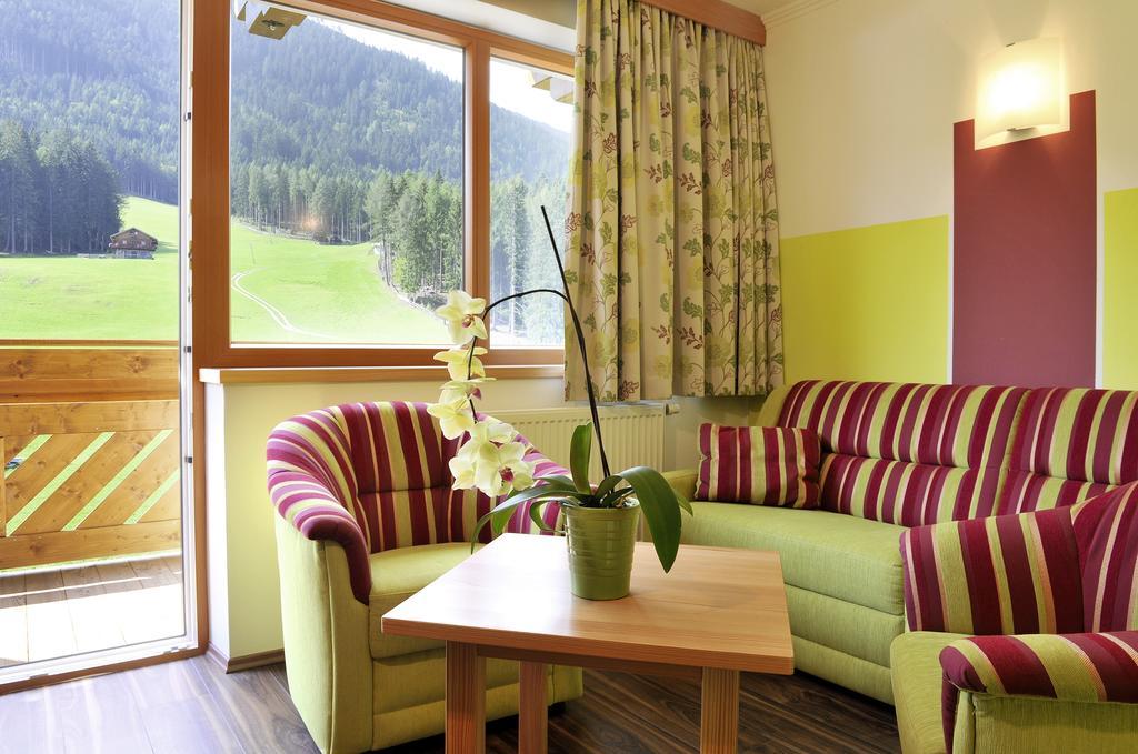 Familienhotel Moos-Alm Lienz Extérieur photo