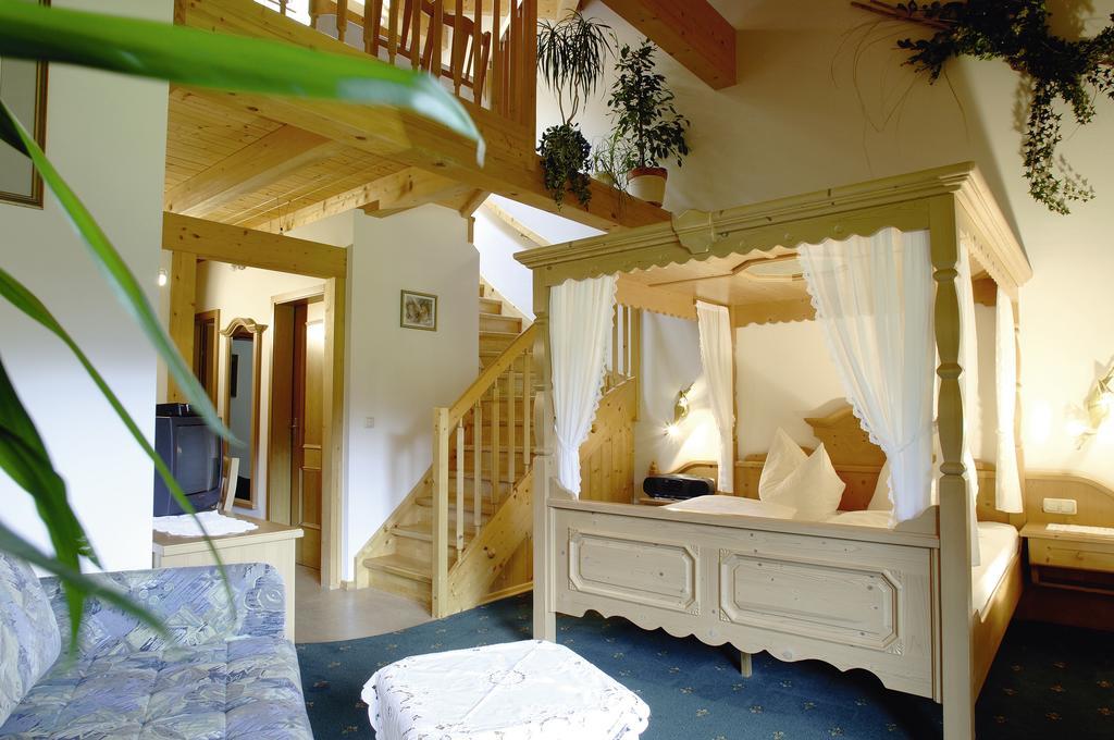 Familienhotel Moos-Alm Lienz Chambre photo